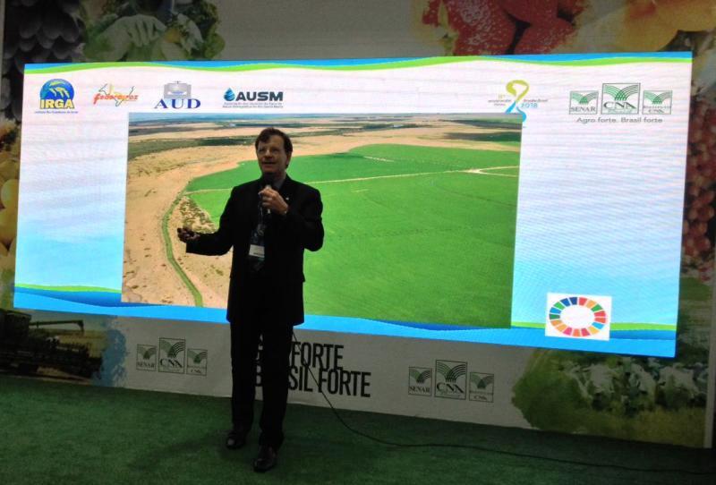 Engenheiro agrônomo, Ivo Mello durante palestra no 8º Fórum Mundial da Água