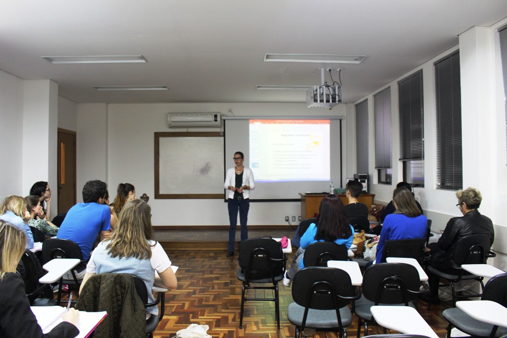 A palestra foi apresentada aos alunos do Curso de Tecnologia em Alimentos 