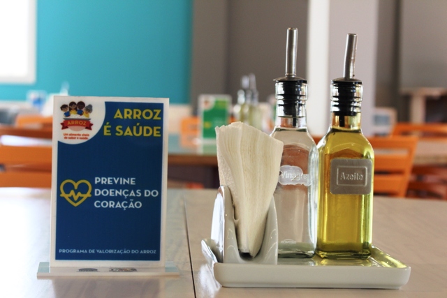 Os displays levam informções sobre os benefícios do consumo do arroz